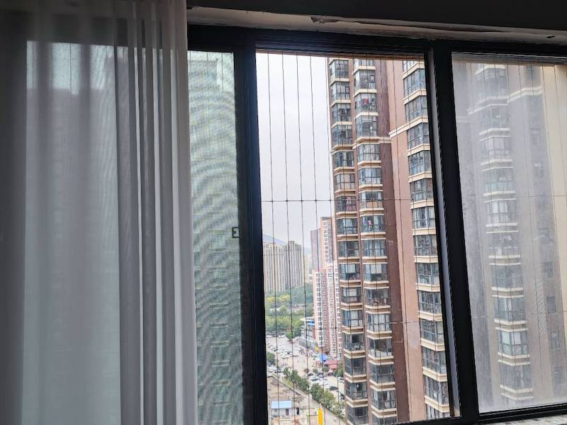 学校隐形防护网