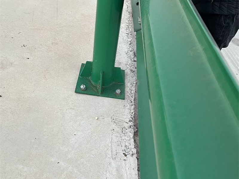 热镀锌波形护栏