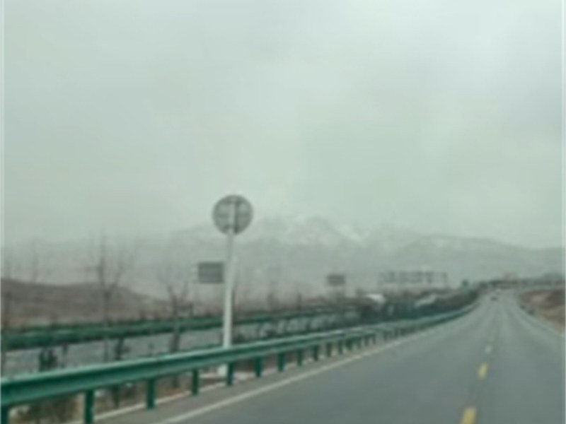 热镀锌波形护栏