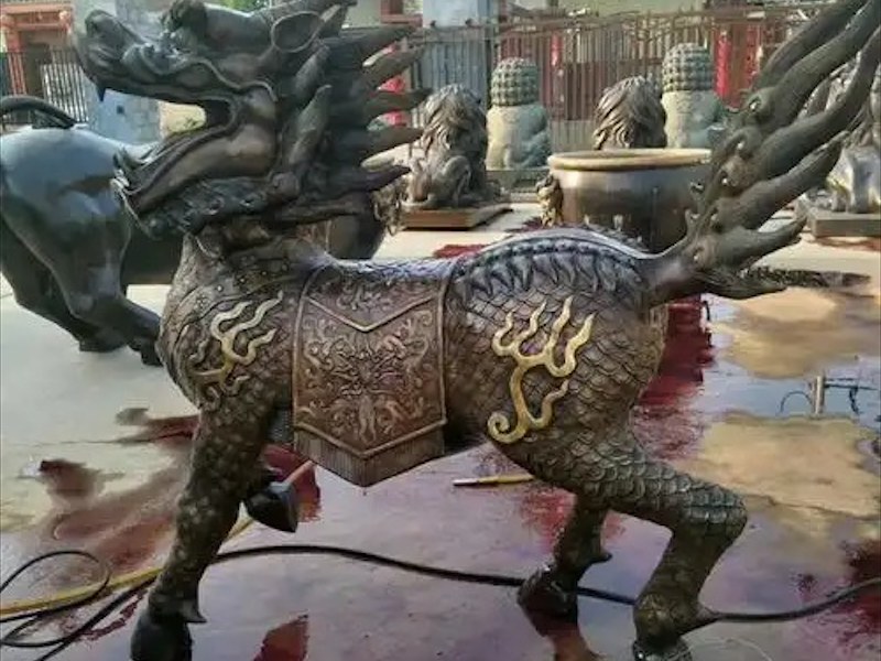 锻铜浮雕