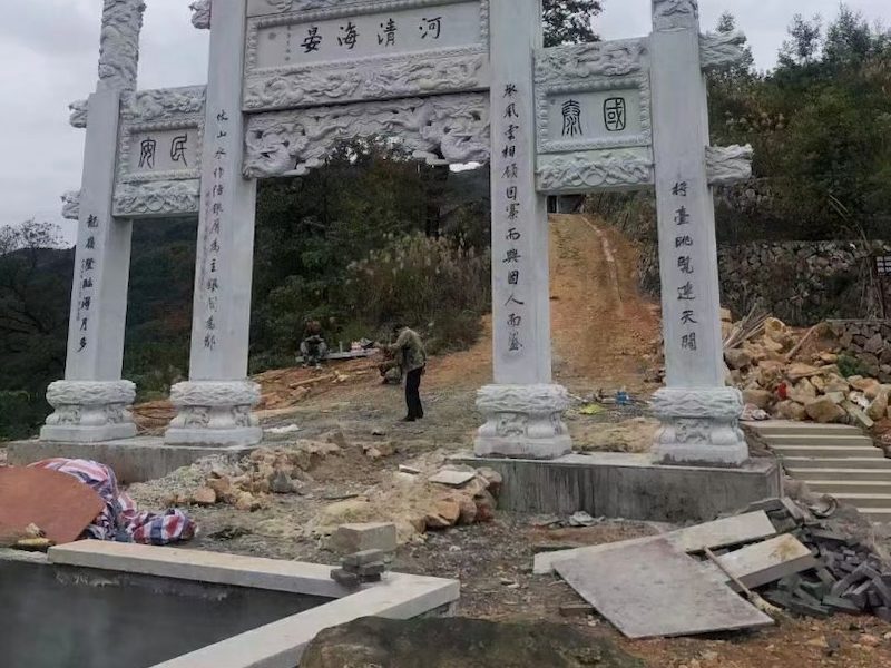 石雕牌坊
