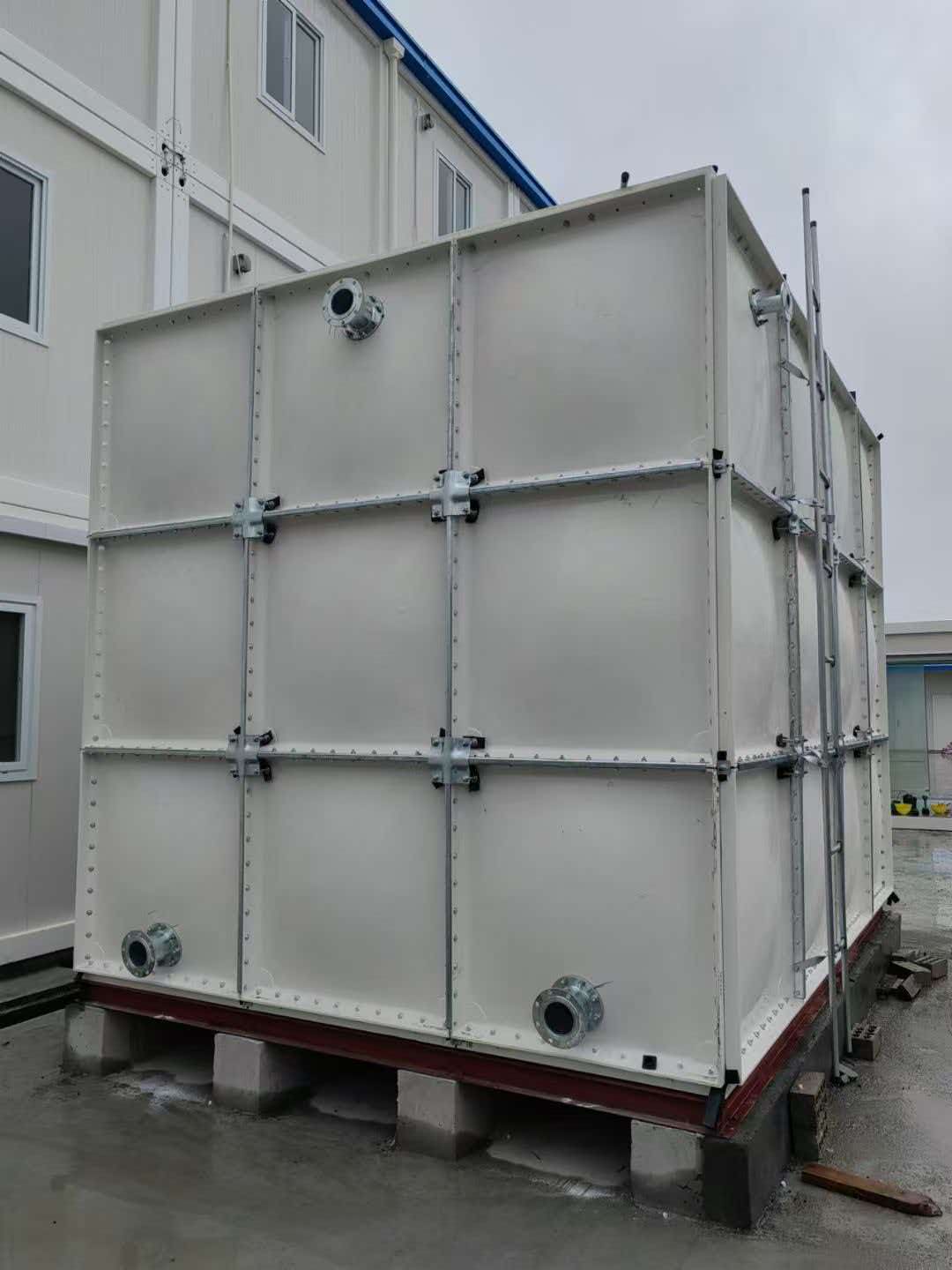 圆不锈钢水箱