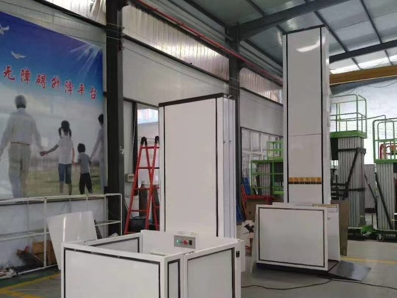 半电动堆高车
