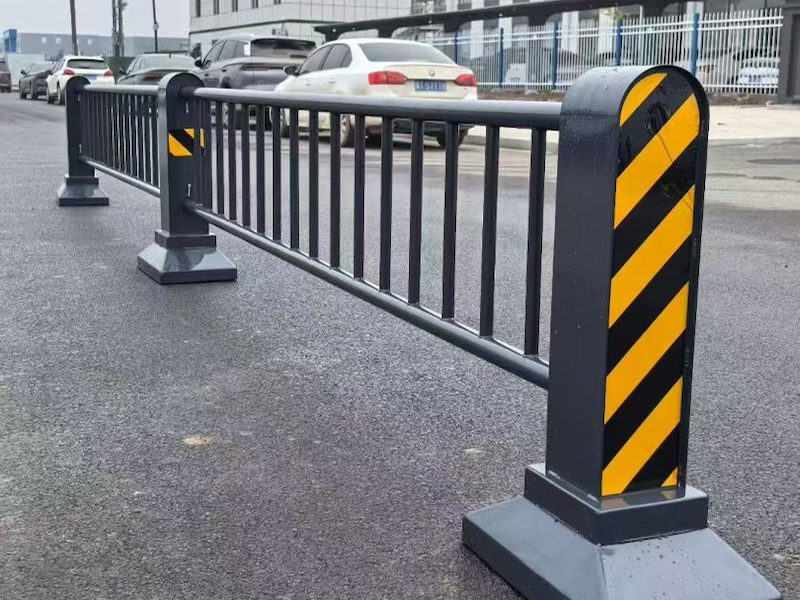护栏