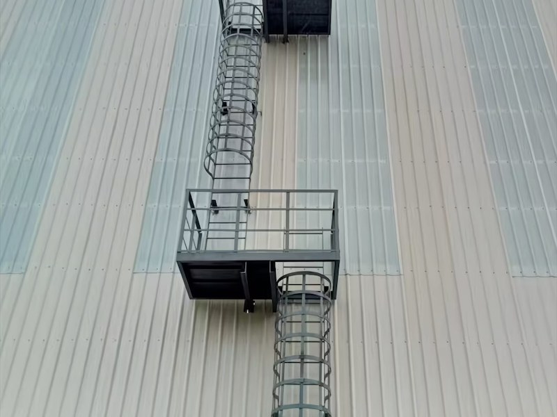 建筑屋面爬梯